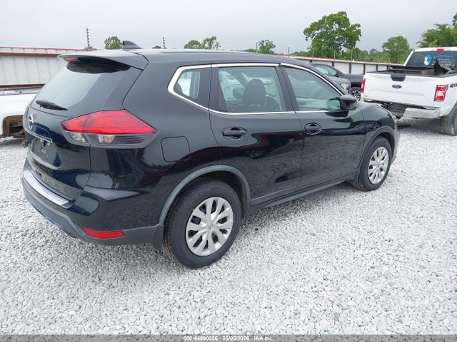 2017 Nissan Rogue S მანქანა იყიდება აუქციონზე, vin: KNMAT2MT2HP616197, აუქციონის ნომერი: 44990936