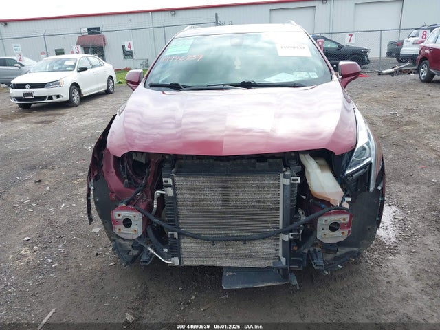44990939 :رقم المزاد ، 1GYKNDRS9JZ199580 vin ، 2018 Cadillac Xt5 Luxury مزاد بيع