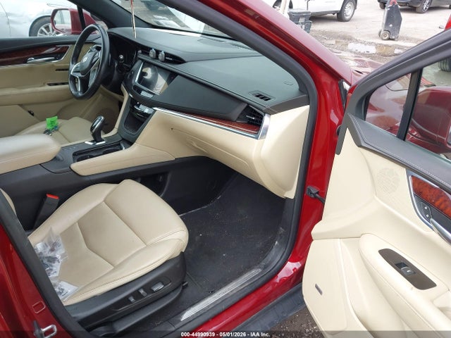 44990939 :رقم المزاد ، 1GYKNDRS9JZ199580 vin ، 2018 Cadillac Xt5 Luxury مزاد بيع