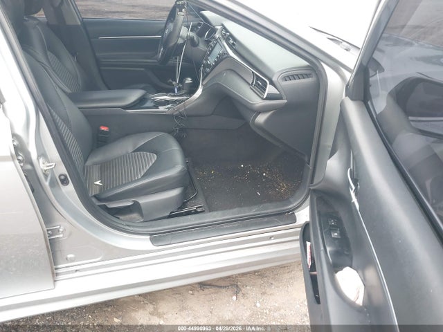 2019 Toyota Camry Se მანქანა იყიდება აუქციონზე, vin: 4T1B11HK3KU813745, აუქციონის ნომერი: 44990963