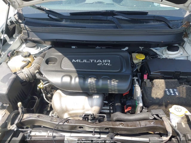 44990965 :رقم المزاد ، 1C4PJLCB8HW559833 vin ، 2017 Jeep Cherokee Latitude Fwd مزاد بيع
