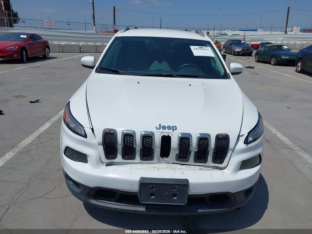 44990965 :رقم المزاد ، 1C4PJLCB8HW559833 vin ، 2017 Jeep Cherokee Latitude Fwd مزاد بيع