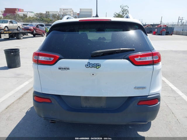 44990965 :رقم المزاد ، 1C4PJLCB8HW559833 vin ، 2017 Jeep Cherokee Latitude Fwd مزاد بيع