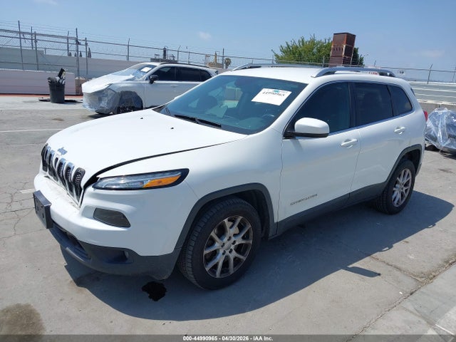 44990965 :رقم المزاد ، 1C4PJLCB8HW559833 vin ، 2017 Jeep Cherokee Latitude Fwd مزاد بيع
