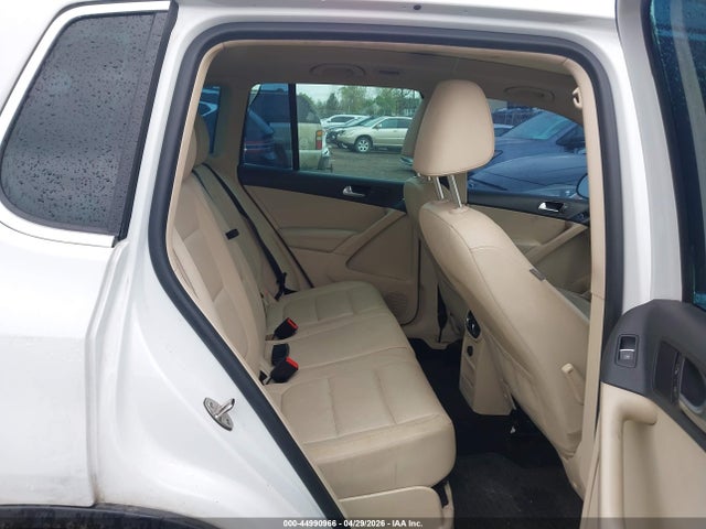 2016 Volkswagen Tiguan Se მანქანა იყიდება აუქციონზე, vin: WVGBV7AX5GW600093, აუქციონის ნომერი: 44990966