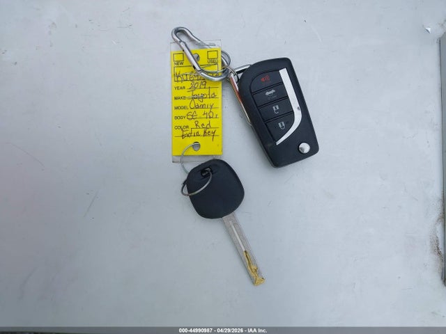 Aukcja sprzedaży 2019 Toyota Camry Le, vin: 4T1B11HK5KU693723, numer aukcji: 44990987