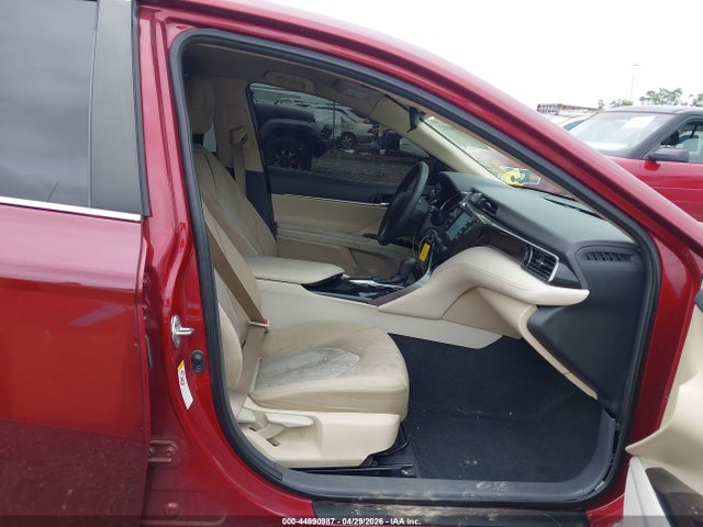 Aukcja sprzedaży 2019 Toyota Camry Le, vin: 4T1B11HK5KU693723, numer aukcji: 44990987
