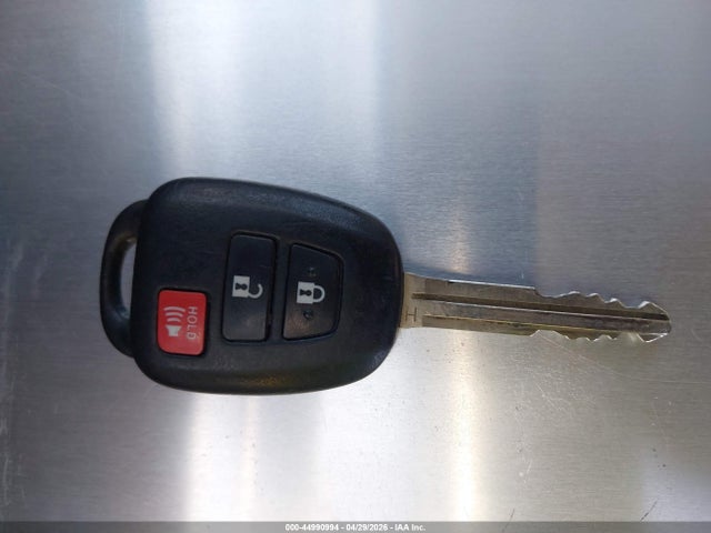 Продажа на аукционе авто 2015 Toyota Rav4 Xle, vin: JTMWFREV8FD074785, номер лота: 44990994