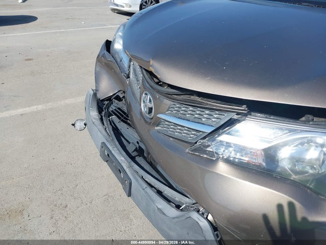 Продажа на аукционе авто 2015 Toyota Rav4 Xle, vin: JTMWFREV8FD074785, номер лота: 44990994