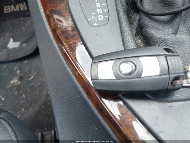 44991000 :رقم المزاد ، WBAPH57589NL77260 vin ، 2009 Bmw 328i مزاد بيع