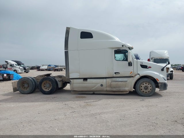 Продаж на аукціоні авто 2020 Peterbilt 579, vin: 1XPBDP9X7LD651028, номер лоту: 44991011