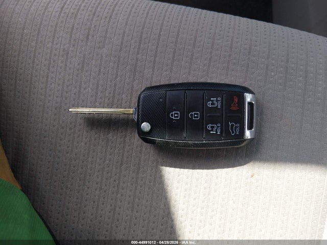 Продаж на аукціоні авто 2016 Kia Sedona Lx, vin: KNDMB5C13G6131329, номер лоту: 44991012