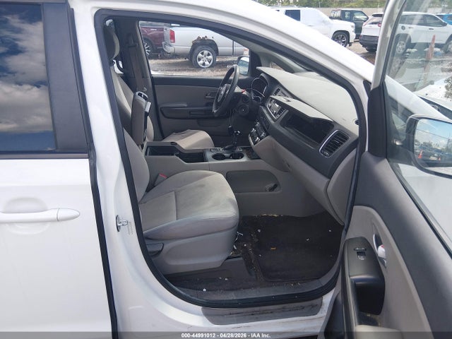 Продаж на аукціоні авто 2016 Kia Sedona Lx, vin: KNDMB5C13G6131329, номер лоту: 44991012