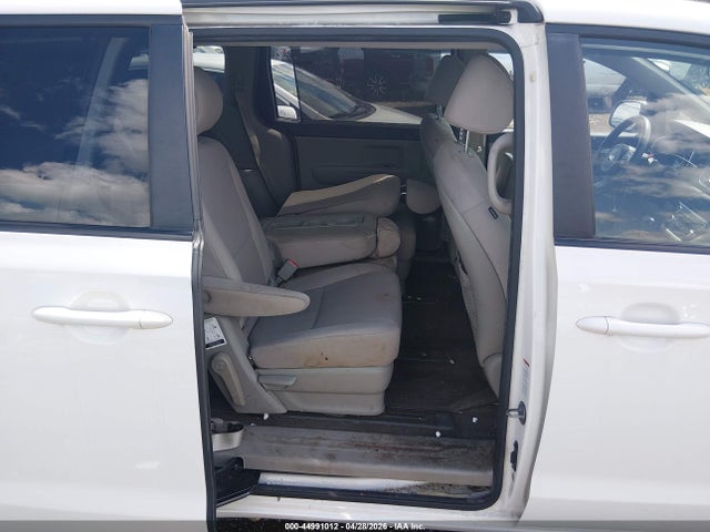 Продаж на аукціоні авто 2016 Kia Sedona Lx, vin: KNDMB5C13G6131329, номер лоту: 44991012
