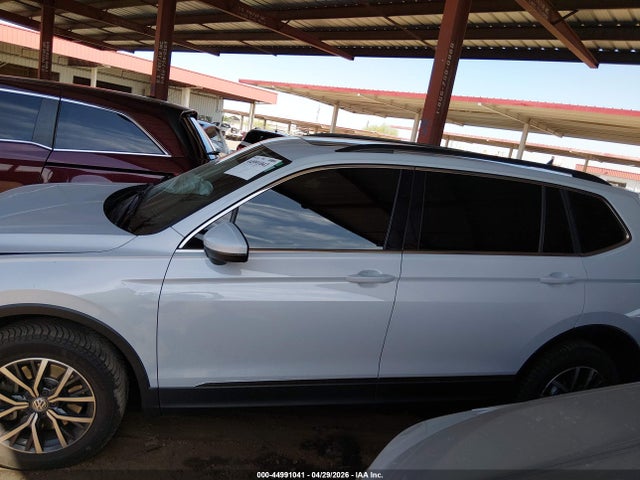 44991041 :رقم المزاد ، 3VV2B7AX3JM222166 vin ، 2018 Volkswagen Tiguan 2.0t Se/2.0t Sel مزاد بيع