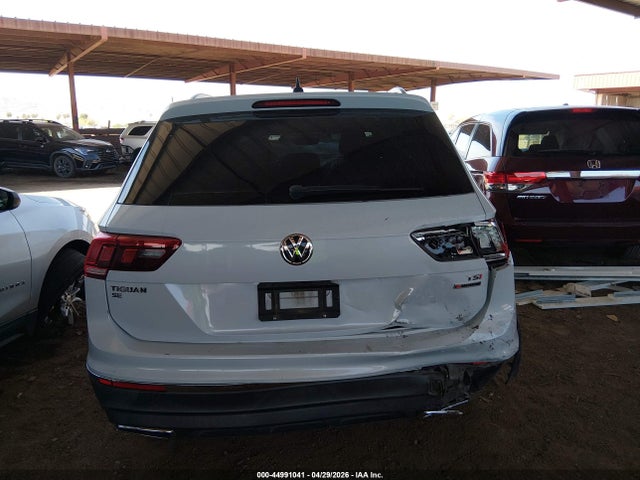 44991041 :رقم المزاد ، 3VV2B7AX3JM222166 vin ، 2018 Volkswagen Tiguan 2.0t Se/2.0t Sel مزاد بيع