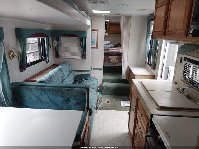 Aukcja sprzedaży 1996 Sportsmen 2850 Slide 5th Whl Travel Trailer, vin: 4EZFS2820TS031115, numer aukcji: 44991042