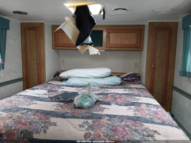 Aukcja sprzedaży 1996 Sportsmen 2850 Slide 5th Whl Travel Trailer, vin: 4EZFS2820TS031115, numer aukcji: 44991042