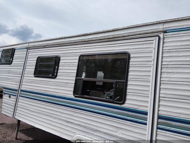 Aukcja sprzedaży 1996 Sportsmen 2850 Slide 5th Whl Travel Trailer, vin: 4EZFS2820TS031115, numer aukcji: 44991042