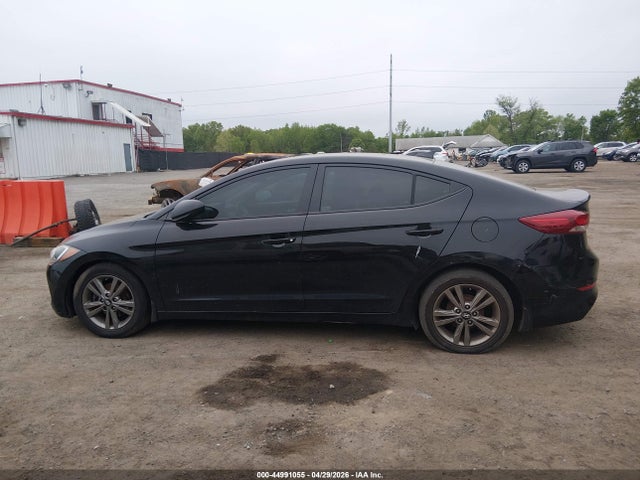 Продаж на аукціоні авто 2017 Hyundai Elantra Se, vin: 5NPD84LFXHH191037, номер лоту: 44991055