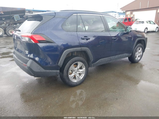 2T3P1RFV6RW438503 Toyota Rav4 Xle