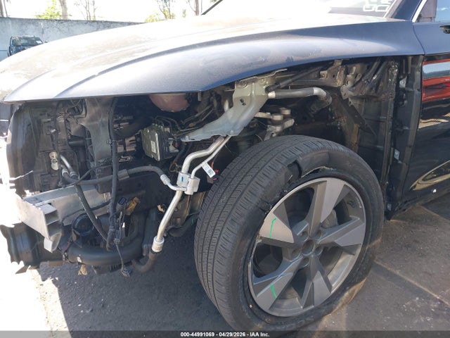 Продаж на аукціоні авто 2022 Audi Q5 Premium Plus 40 Tfsi Quattro S Tronic, vin: WA1BBAFY8N2138414, номер лоту: 44991069