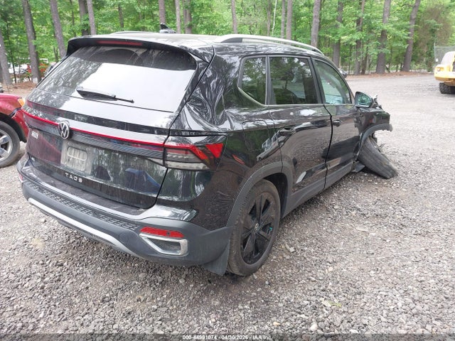 2025 Volkswagen Taos 1.5t Se მანქანა იყიდება აუქციონზე, vin: 3VVSC7B23SM015875, აუქციონის ნომერი: 44991074