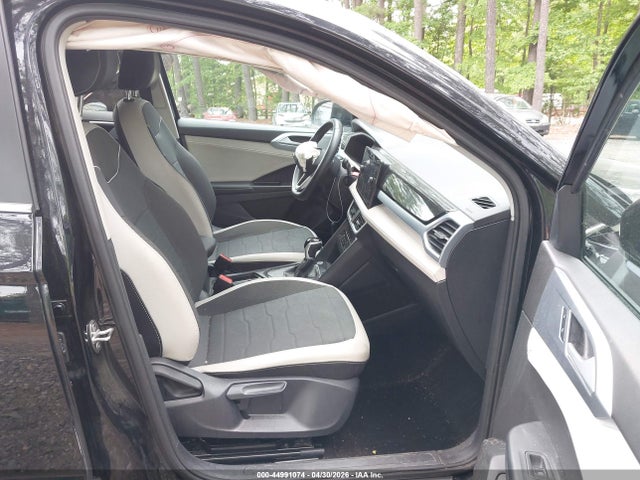 2025 Volkswagen Taos 1.5t Se მანქანა იყიდება აუქციონზე, vin: 3VVSC7B23SM015875, აუქციონის ნომერი: 44991074