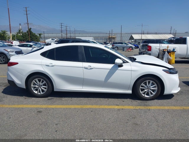 Toyota CAMRY LE 2025 4T1DAACK8SU183284 Image 13