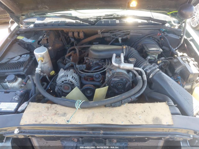 44991080 :رقم المزاد ، 1GKCS13WXV2566051 vin ، 1997 Gmc Jimmy Slt مزاد بيع
