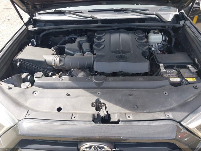 JTEBU5JR2J5553885 Toyota 4runner Limited