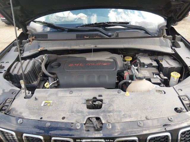 Продаж на аукціоні авто 2018 Jeep Compass Latitude 4x4, vin: 3C4NJDBB5JT145564, номер лоту: 44991090
