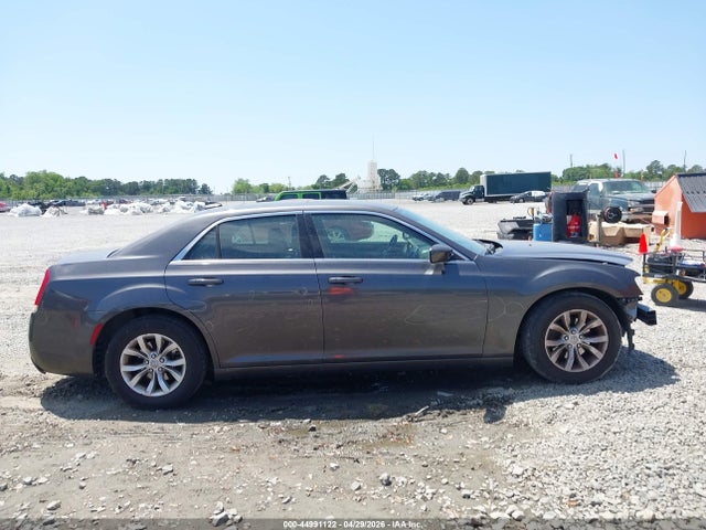 Aukcja sprzedaży 2015 Chrysler 300 Limited, vin: 2C3CCAAG8FH932025, numer aukcji: 44991122