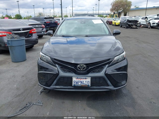 4T1G11AK8MU580402 Toyota CAMRY SE