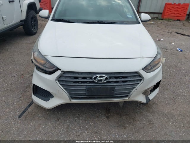 2018 Hyundai Accent Se მანქანა იყიდება აუქციონზე, vin: 3KPC24A32JE007418, აუქციონის ნომერი: 44991136