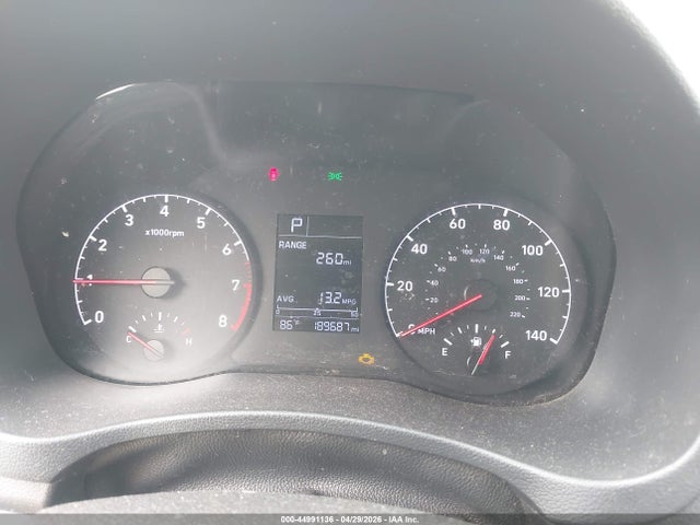 2018 Hyundai Accent Se მანქანა იყიდება აუქციონზე, vin: 3KPC24A32JE007418, აუქციონის ნომერი: 44991136
