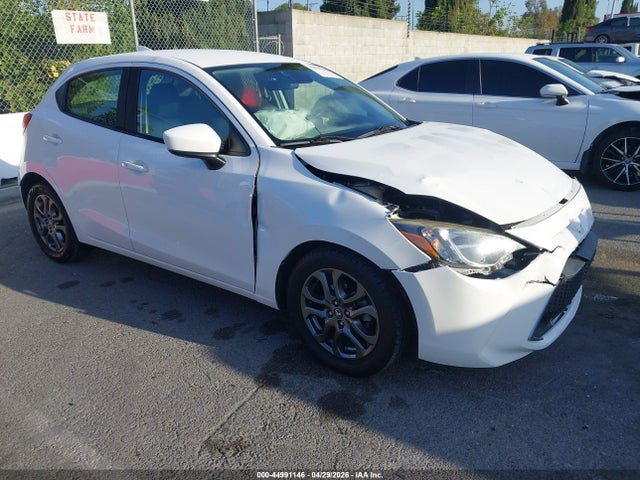 2020 Toyota Yaris Le მანქანა იყიდება აუქციონზე, vin: 3MYDLBJV6LY708084, აუქციონის ნომერი: 44991146