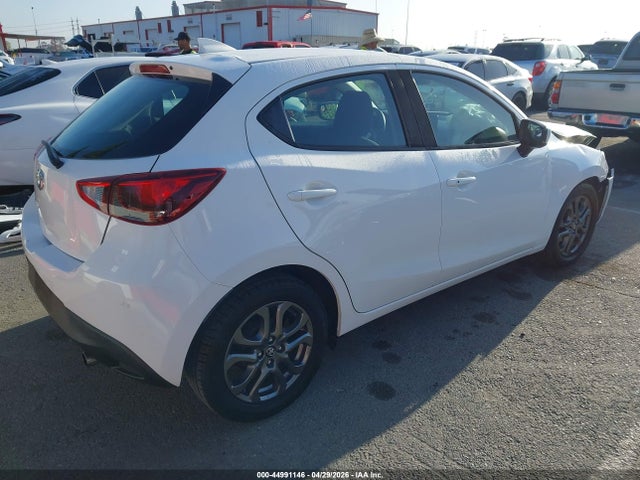 2020 Toyota Yaris Le მანქანა იყიდება აუქციონზე, vin: 3MYDLBJV6LY708084, აუქციონის ნომერი: 44991146
