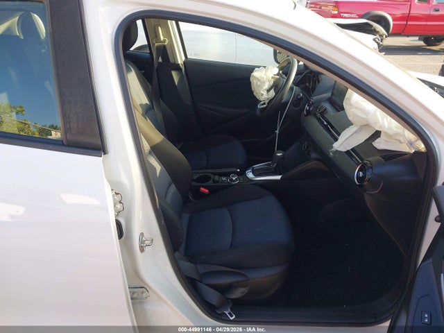 2020 Toyota Yaris Le მანქანა იყიდება აუქციონზე, vin: 3MYDLBJV6LY708084, აუქციონის ნომერი: 44991146