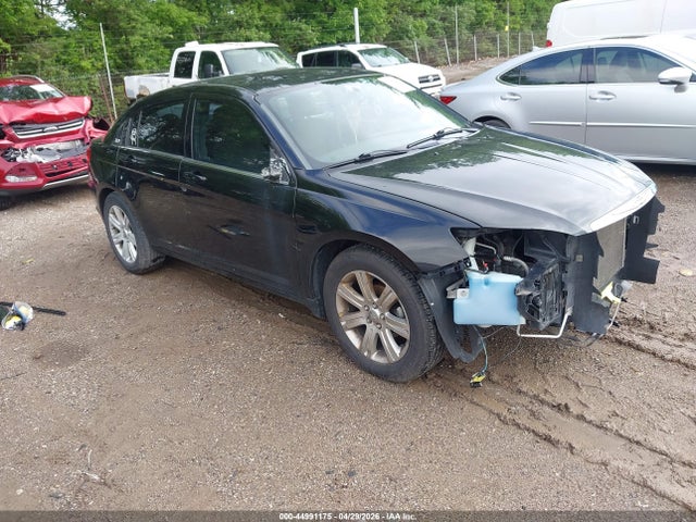 44991175 :رقم المزاد ، 1C3CCBBB6DN549391 vin ، 2013 Chrysler 200 Touring مزاد بيع