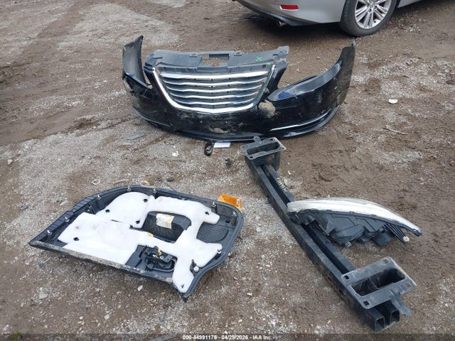 Продажа на аукционе авто 2013 Chrysler 200 Touring, vin: 1C3CCBBB6DN549391, номер лота: 44991175