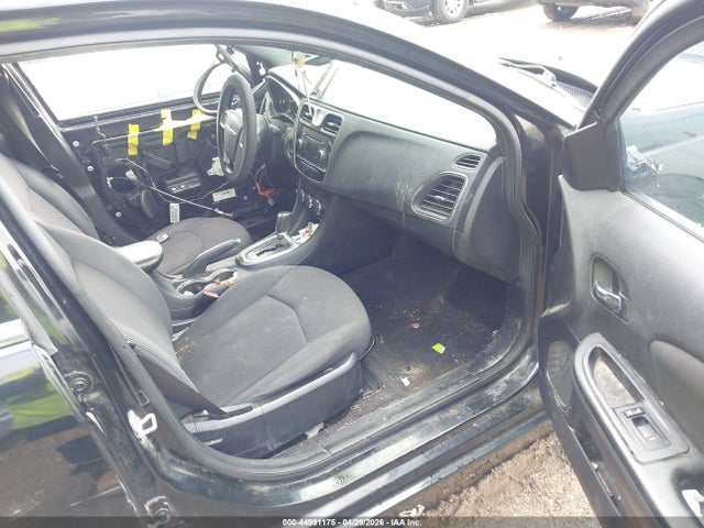 Продажа на аукционе авто 2013 Chrysler 200 Touring, vin: 1C3CCBBB6DN549391, номер лота: 44991175