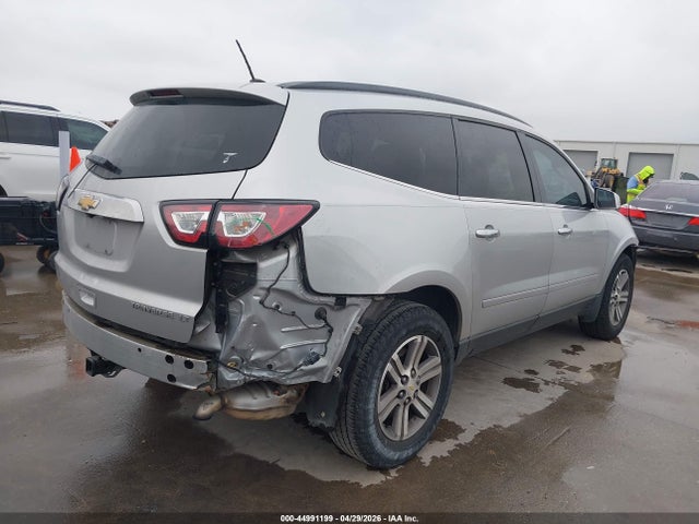 44991199 :رقم المزاد ، 1GNKRHKD1FJ376164 vin ، 2015 Chevrolet Traverse 2lt مزاد بيع