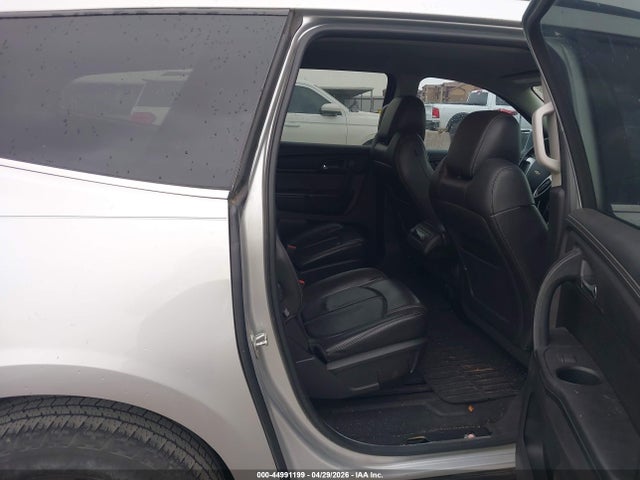 44991199 :رقم المزاد ، 1GNKRHKD1FJ376164 vin ، 2015 Chevrolet Traverse 2lt مزاد بيع