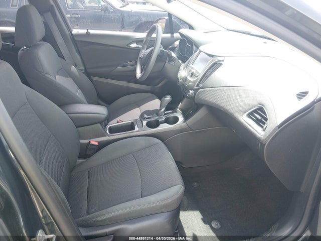 1G1BE5SM4H7146825 Chevrolet Cruze Lt Auto
