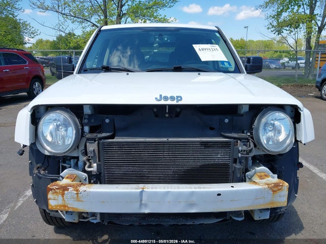 2016 Jeep Patriot Sport მანქანა იყიდება აუქციონზე, vin: 1C4NJRBB2GD580828, აუქციონის ნომერი: 44991215
