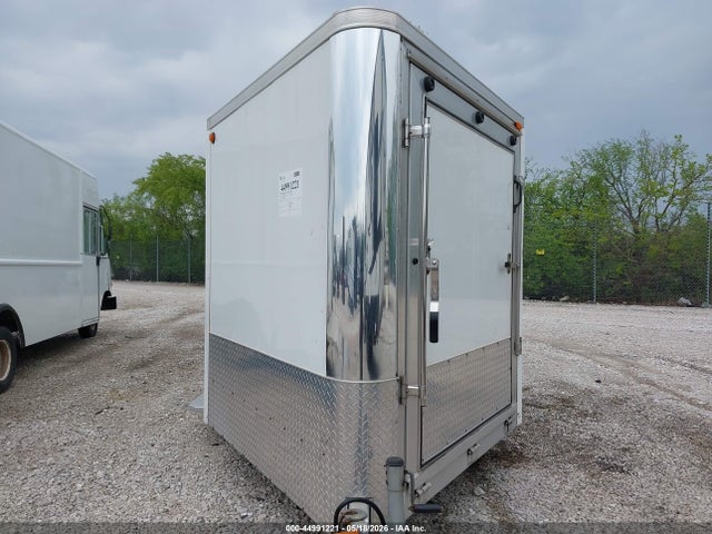 44991221 :رقم المزاد ، 1L9TM727171317871 vin ، 2007 Legend Trailmaster Enclosed Trailer مزاد بيع