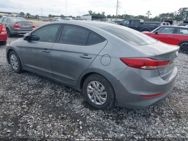 2018 Hyundai Elantra Se მანქანა იყიდება აუქციონზე, vin: KMHD74LF2JU447004, აუქციონის ნომერი: 44991233
