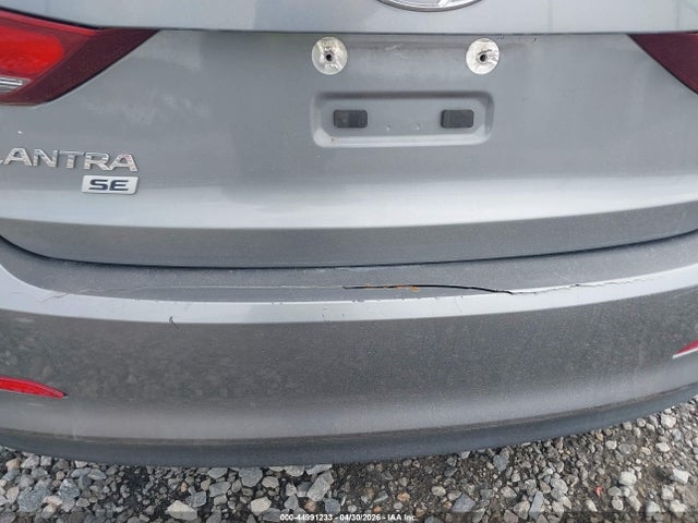 2018 Hyundai Elantra Se მანქანა იყიდება აუქციონზე, vin: KMHD74LF2JU447004, აუქციონის ნომერი: 44991233