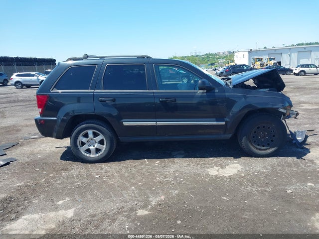 2010 Jeep Grand Cherokee Laredo მანქანა იყიდება აუქციონზე, vin: 1J4PR4GK7AC133433, აუქციონის ნომერი: 44991236
